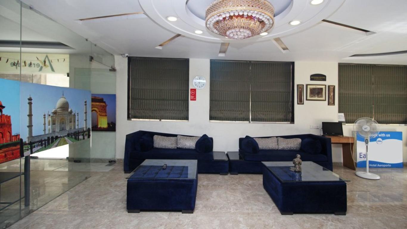 OYO 8967 Hotel Shivaay Palace