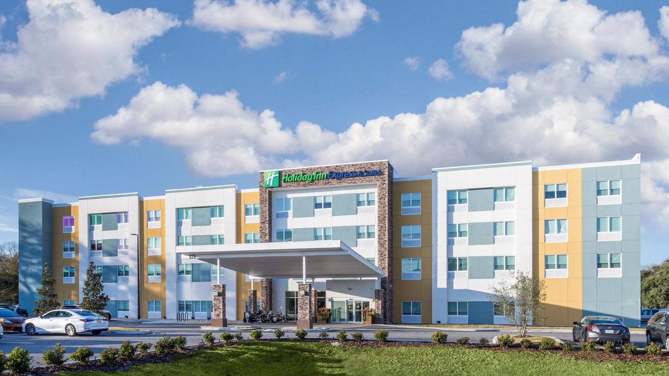 Holiday Inn Express & Suites Wildwood – The Villages