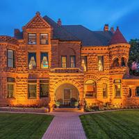 Orman Mansion - Pueblo's Most Luxurious Stay!