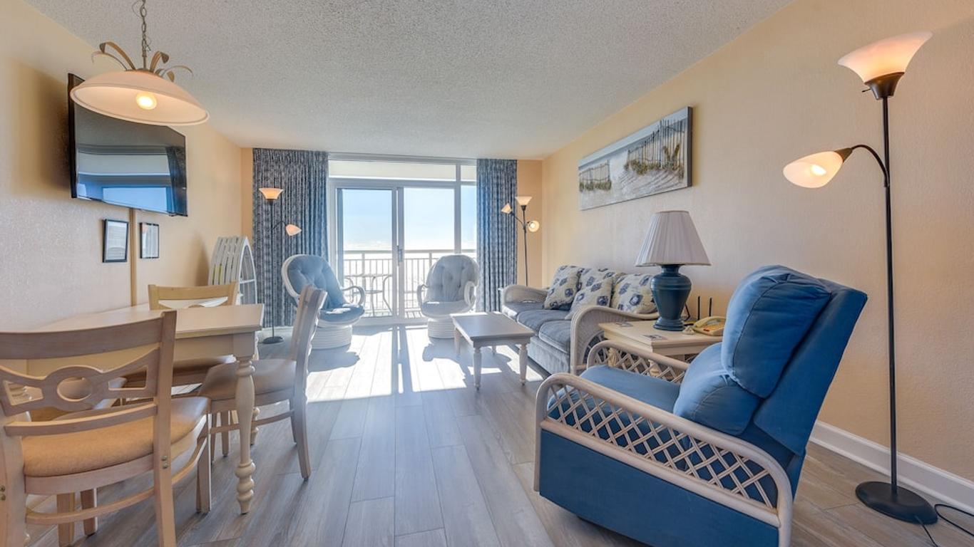 Myrtle Beach Condo with Ocean View and Hot Tub Access